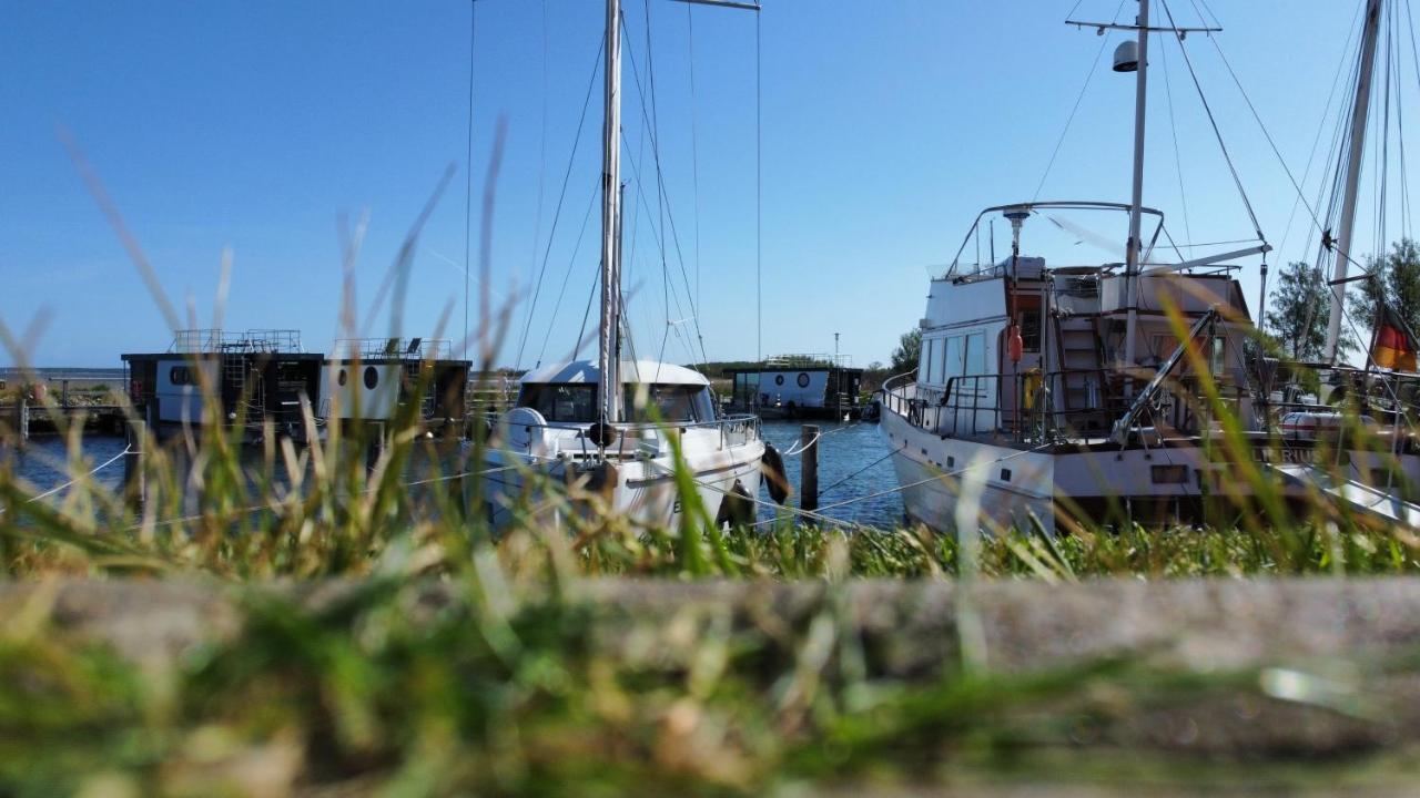 Hausboote Und Fewo Vieregge Exterior foto